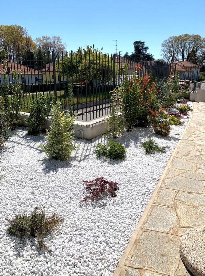 B&B Margante Somma Lombardo Exterior photo