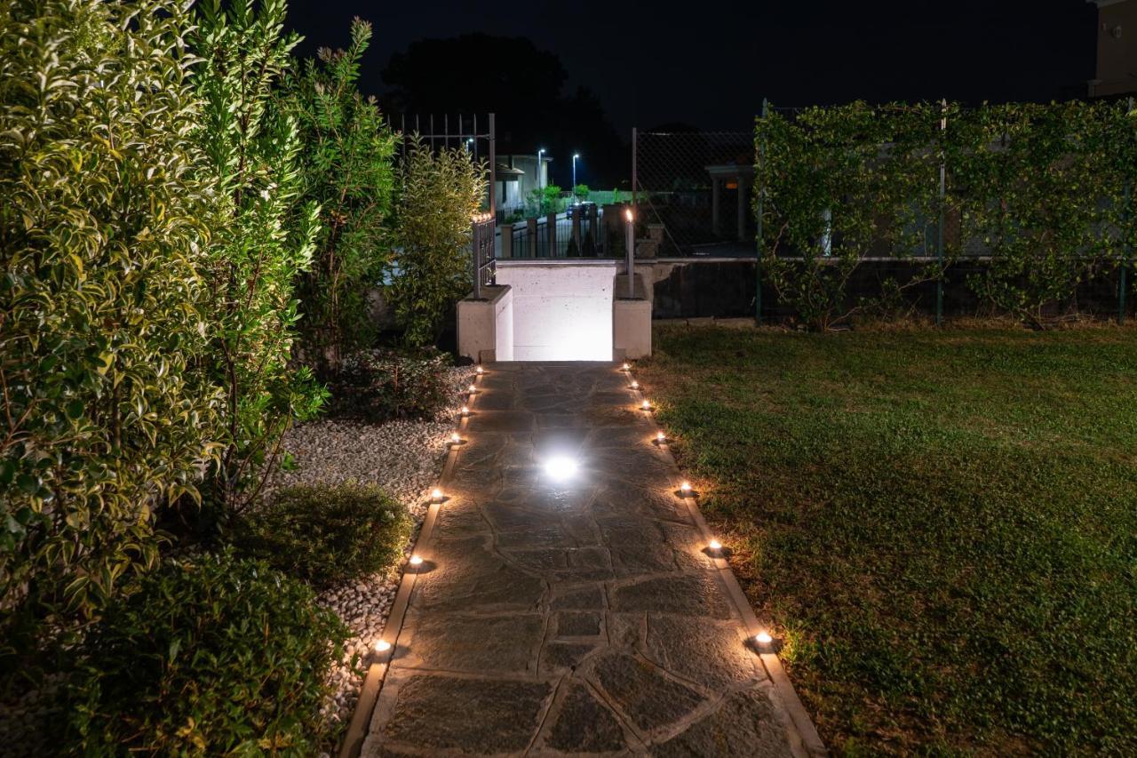 B&B Margante Somma Lombardo Exterior photo